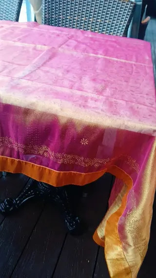 Toalha de mesa Euroexotico - Rosa; Dourado 120x184