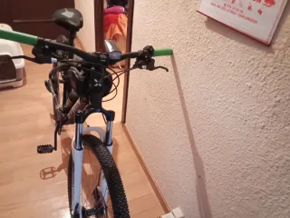 Bicicleta de Montaña B'TWIN ST520