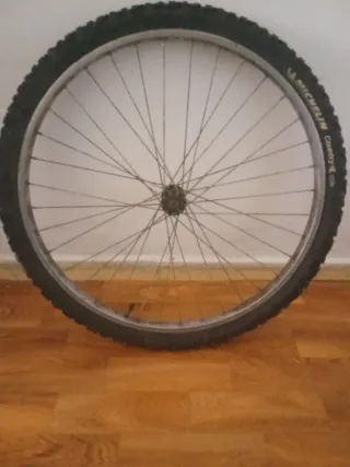 Rueda de Bicicleta Michelin(oferta en descripción)