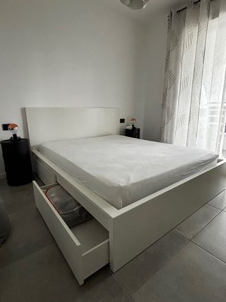 Letto Ikea con doghe e cassetti contenitori