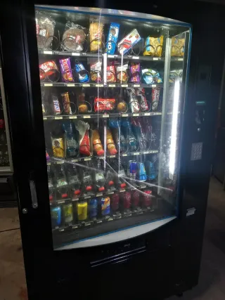 Máquina expendedora antivandálica