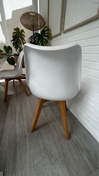 Mesa Comedor Banak + 6 Sillas Nórdicas