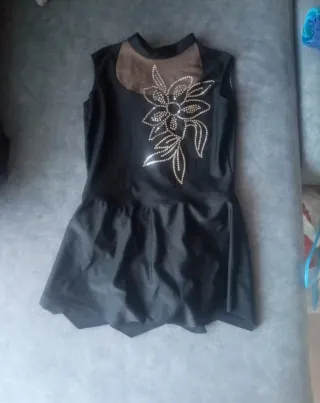 Maillot negro con pedrería