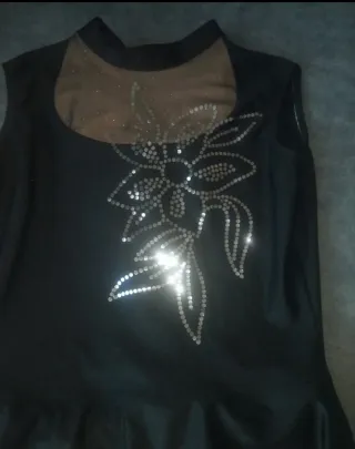 Maillot negro con pedrería