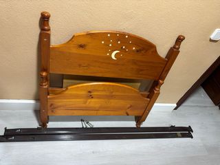 Cama individual madera estrellas luna