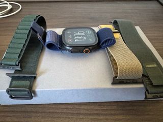 Apple Watch Ultra 2 Negro con Correas