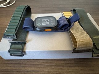 Apple Watch Ultra 2 Negro con Correas