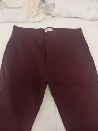 Pantalón Pull and Bear Morado Talla 40
