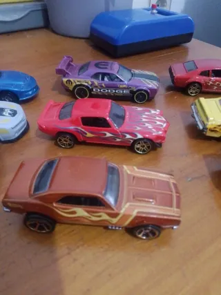 Lote Hot Wheels Coches Colección. Escucho ofertas.