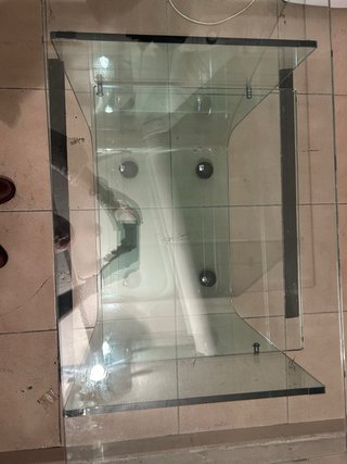 Mesa auxiliar TV vidrio con ruedas