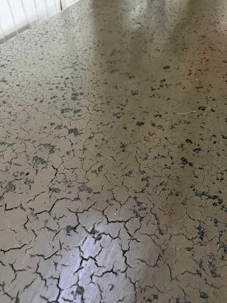 Mesa de centro antigua maciza restaurada