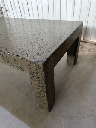 Mesa de centro antigua maciza restaurada