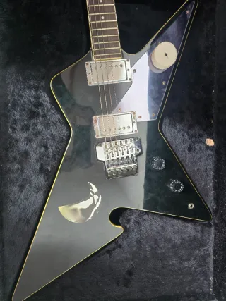 Washburn Culprit CP-2003/B + Estuche