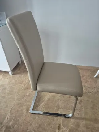 Mesita salon elevable blanca