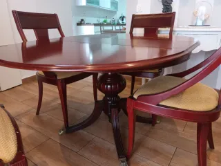 Mesa salón redonda extensible y 4 sillas. No envío