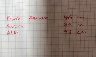 Cómoda tocador de madera y mármol