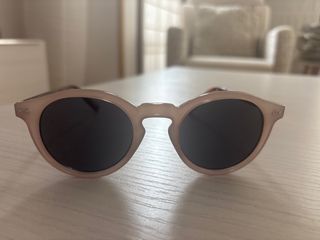 Gafas de sol Parfois beige y negras