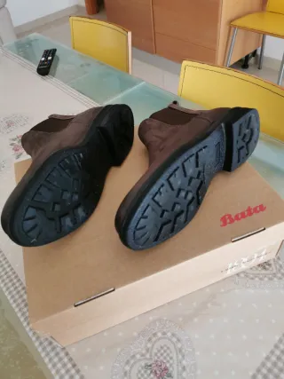 Stivaletti uomo Bata marroni