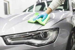 LIMPIEZA DE VEHÍCULOS A DOMICILIO