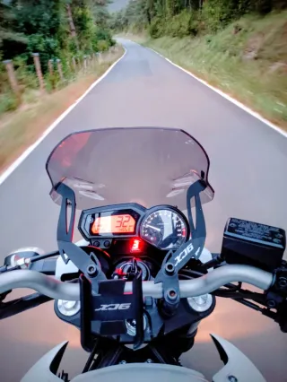 Yamaha XJ6 Limitada A2