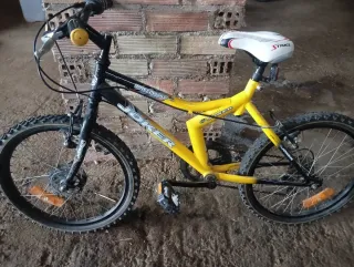 Bicicleta JOKER Negra y Amarilla