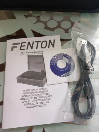 Tocadiscos maleta Fenton RP118 sin usar