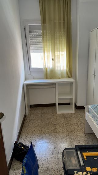 Habitación exterior, bien iluminada, calefacción.