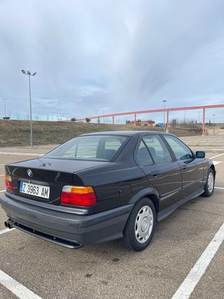 BMW 318I 1991