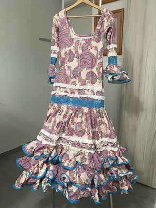 Traje de flamenca volantes