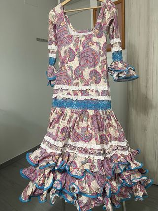 Traje de flamenca volantes