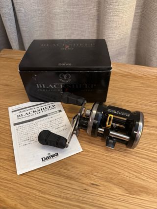 Carrete Daiwa Millionaire Blacksheep 300