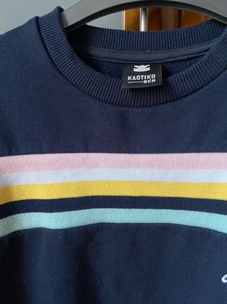 Sudadera Kaotiko azul marino con rayas