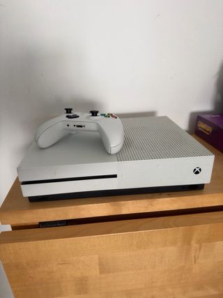 Xbox One S NEGOCIABLE