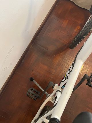 Bicicleta BTWIN 24 Blanca Niños