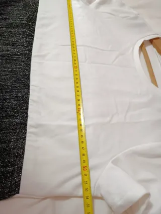 Vestido blanco con flecos