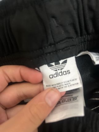 Pantalón Adidas Negro Talla 10-11 Años