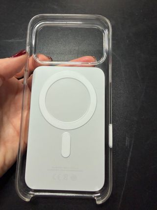 Cover MagSafe Frosted per iPhone 17 Pro Max