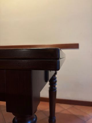 Tavolo da pranzo in legno massello