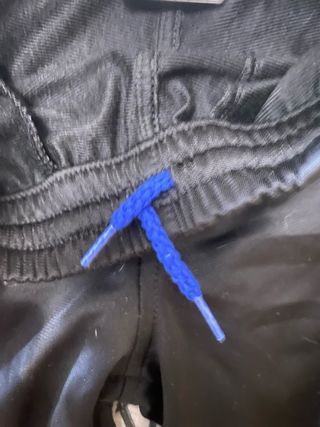 Pantalón deportivo Adidas negro