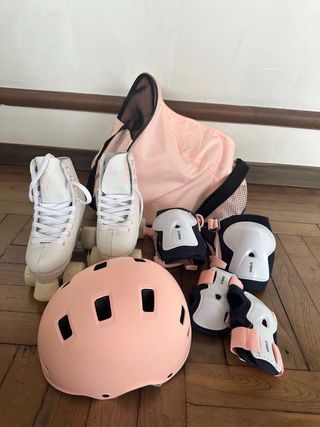 Juego de patines y protecciones