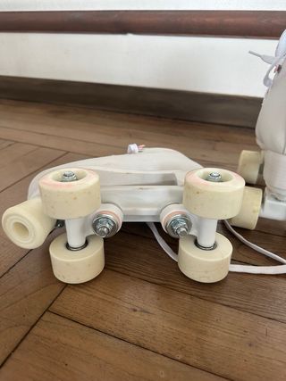 Juego de patines y protecciones