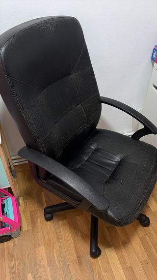 Silla de escritorio cómoda negra