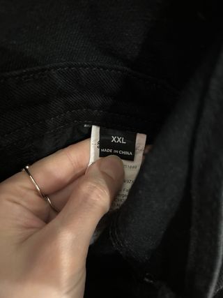 Peto vaquero ancho negro