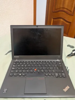 Lenovo ThinkPad X240 i7 8GB RAM SSD