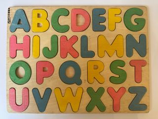 Puzzle Abecedario Abacus Madera Colores