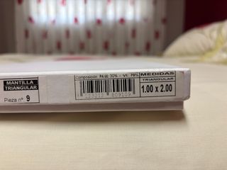 Mantilla Fallera 3 Picos Encaje Beig