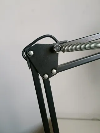 Lampada da tavolo Twist T-1