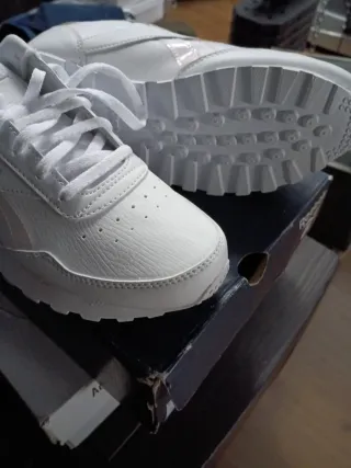 Zapatillas Reebok Blancas y Rosas