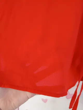 Blusa roja mujer manga volante