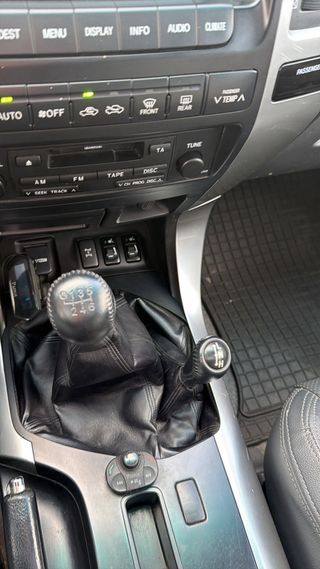 Toyota Land Cruiser 2006